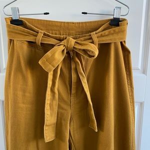 Brand new universal thread wide leg pants!